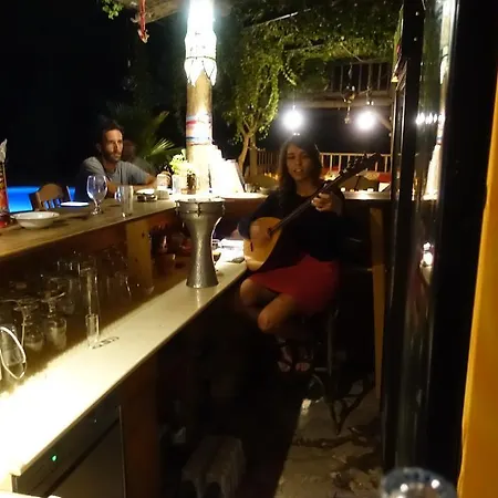 Pensión Koyevi Olympos