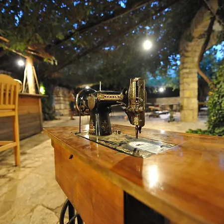 Koyevi Guest house
